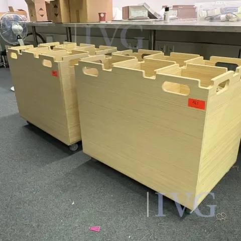 Houten orderverzameltrolley