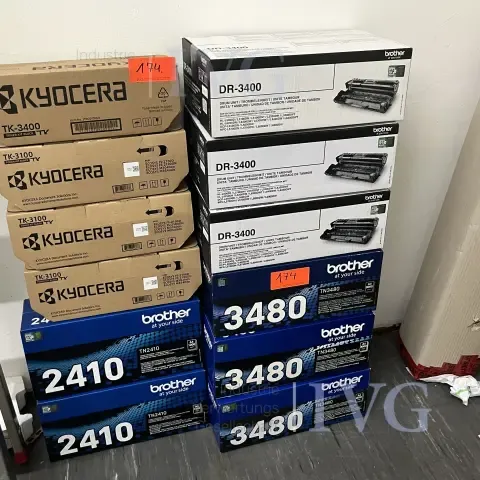 Lot of toner