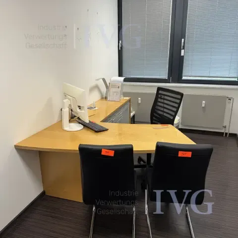 Rohová kombinace psacího stolu