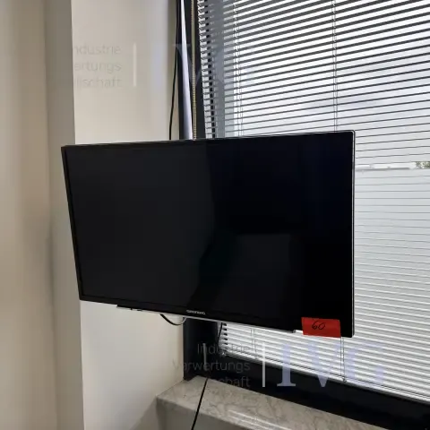 Moniteur à écran plat GRUNDIG