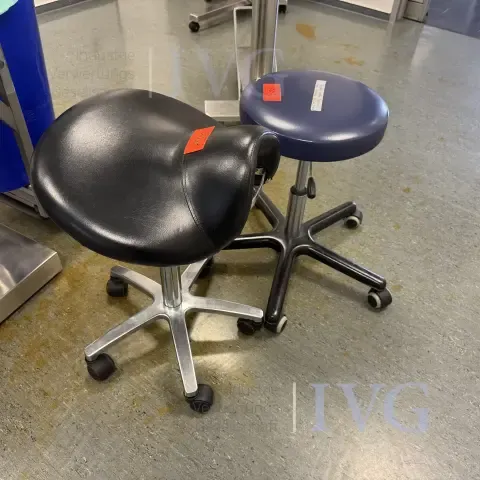 Tabouret roulant