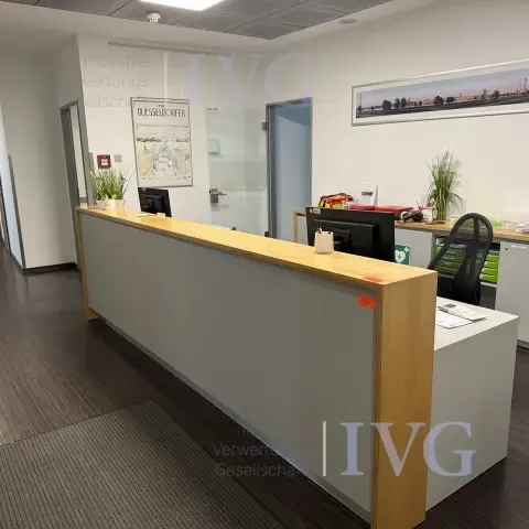 Reception counter