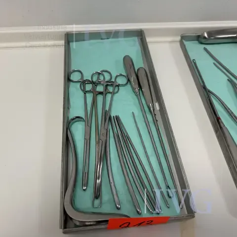 Surgical instruments