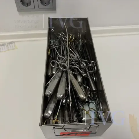 Surgical clamps