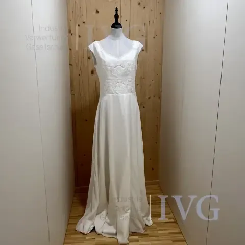 Suknia ślubna ELEMENTAR BRAUTKLEIDER Koko