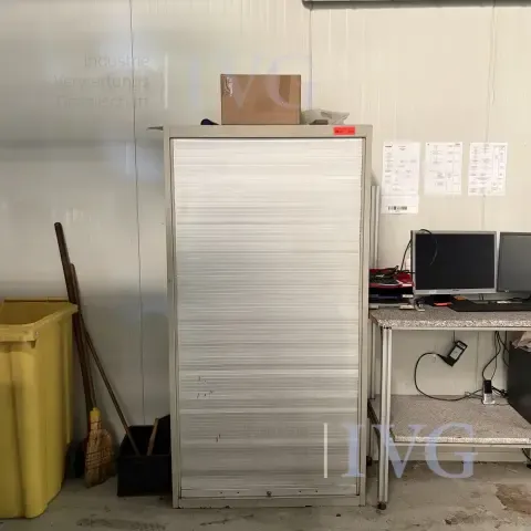 Stahl-Schrank mit Jalousie