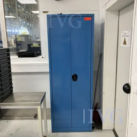 Armoire en acier (bleue)