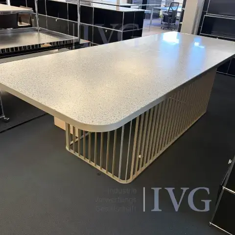 Warenpresentatietafel