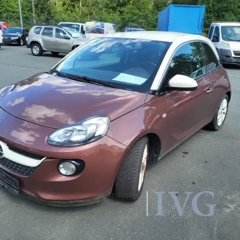 Hatchback OPEL Adam