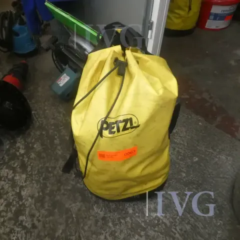 Corde d'escalade PETZL