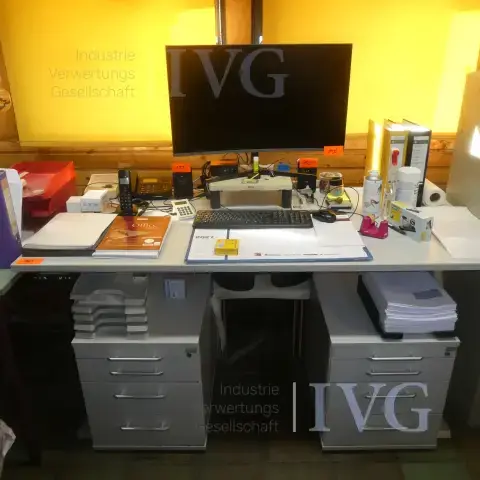 Équipement de bureau