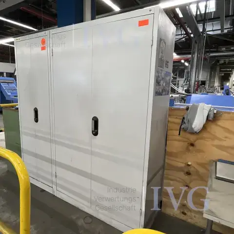 Armoire en acier