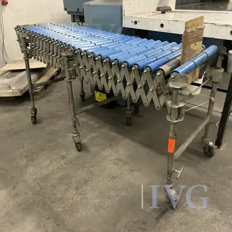 Convoyeur à rouleaux télescopique