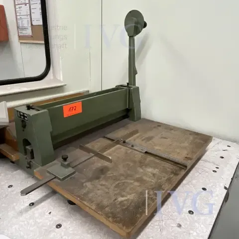 Machine à rainurer les poutres EX