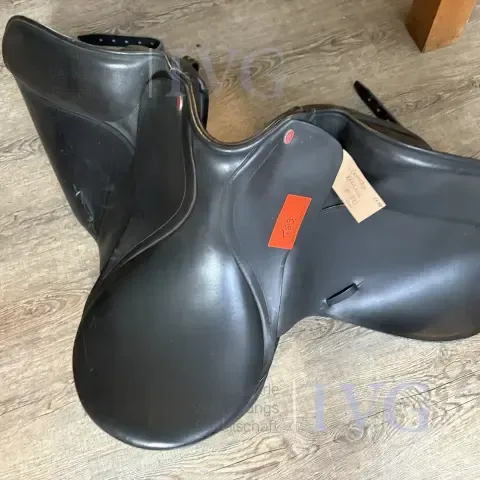 Reitsattel BYNAMIC Springen