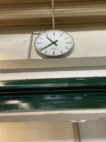 1 настенные часы Benzing