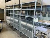 1 partij legbordstellingen, ca. 4 strekkende meter, steeksysteem