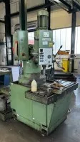 1 perceuse radiale rapide Weyrauch SW32-G avec table double