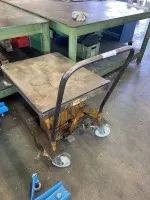 1 table élévatrice Kaiser u. Kraft