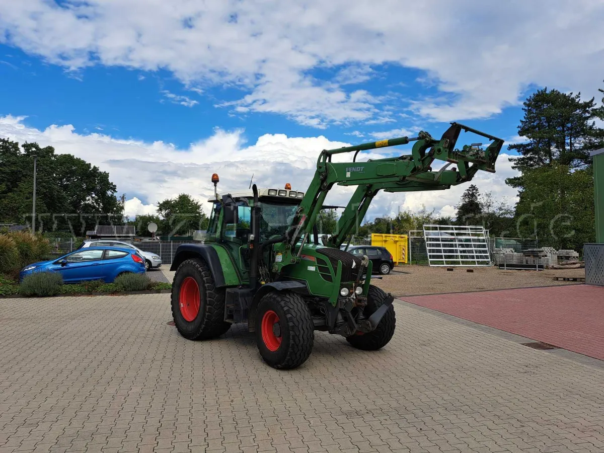 1 Fendt 310 Vario
