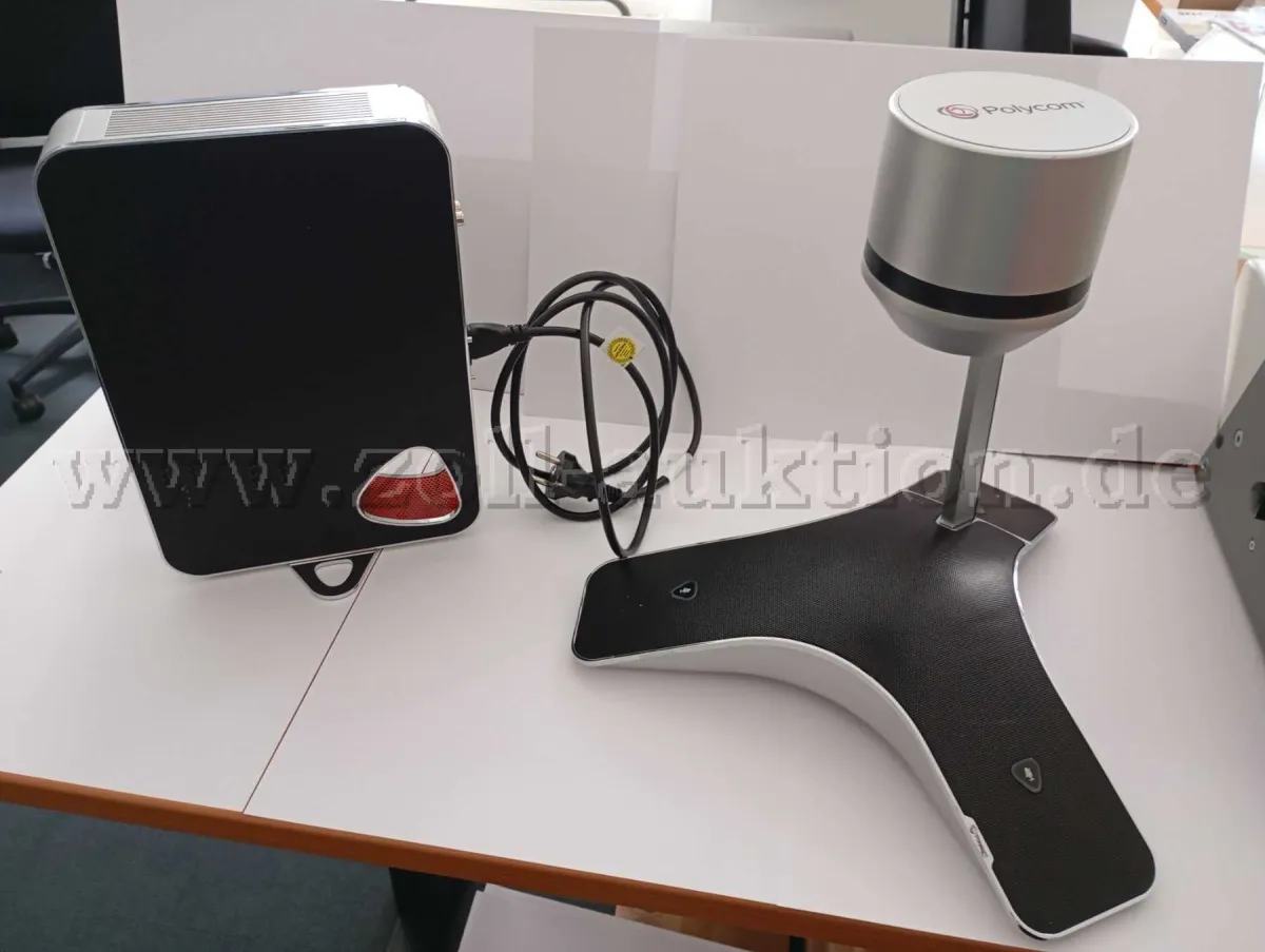 1 Polycom CX5100 conference system