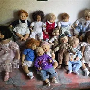 Auflösung Sammlung - Künstlerpuppen, Gemälde, Mineralien, Bücher und weitere Sammlerobjekte