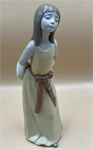 1 figurine en porcelaine LLADRO - hauteur 24 cm