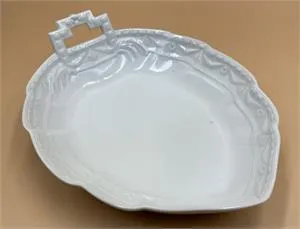 1 KPM Berlin porcelain leaf dish - height 6 cm