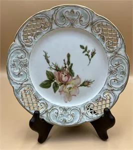 1 assiette en porcelaine avec bord ajouré - KPM Berlin - ø 15 cm