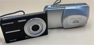 2 Fotokameras Olympus