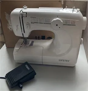 1 Nähmaschine - Lifetec mit OVP