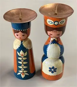 2 kandelaars in mid-century stijl - waarschijnlijk Erzgebirge