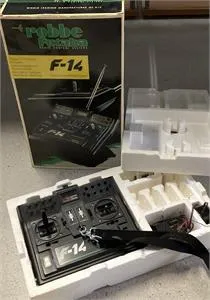 1 télécommande - Robbe Futaba F-14 avec emballage d'origine