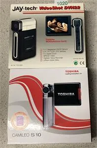2 Digitalkameras - JAY-tech und Toshiba - OVP