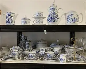 2 compartments porcelain - onion pattern