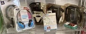 1 compartment headphones