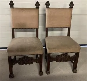 2 antique chairs in Neo-Renaissance style