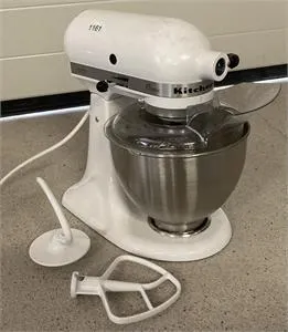 1 Küchenmaschine KitchenAid Classic