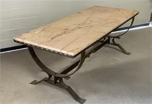 1 Vintage Couch-Tisch - 140 x 53 x 62 cm