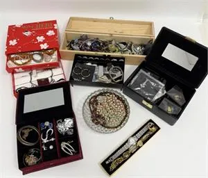 Modeschmuck/ Uhren