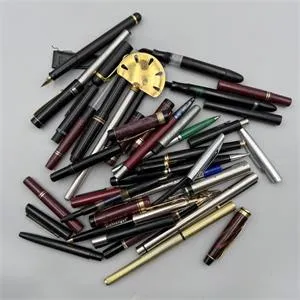 Stylos / Stylos à bille