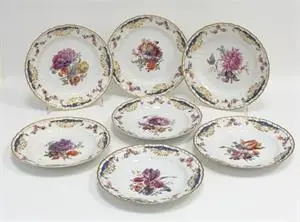 Porcelánové jídelní talíře