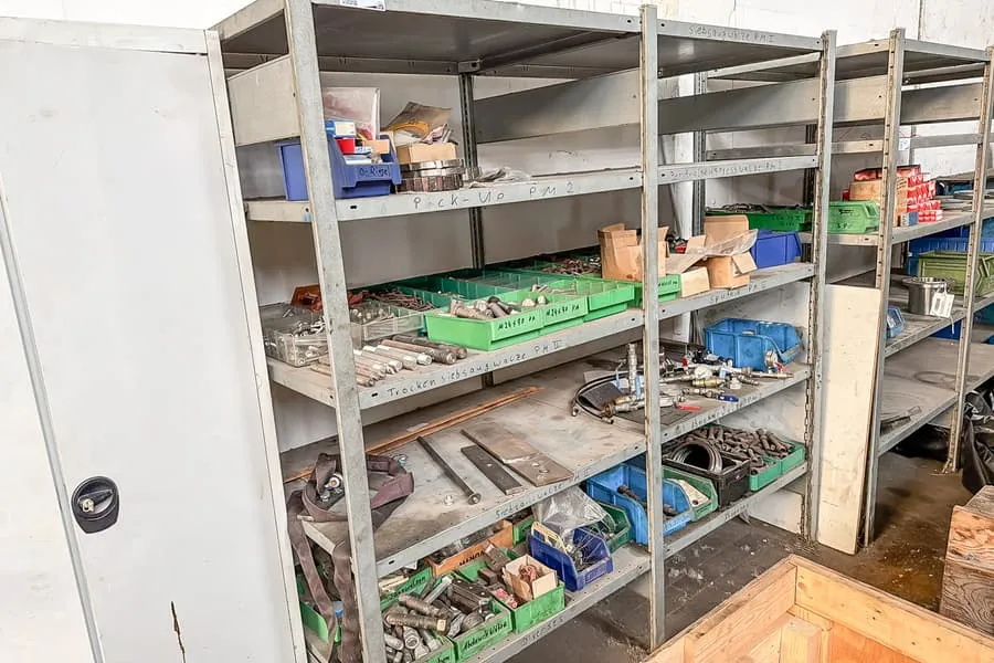 Slot-in shelving