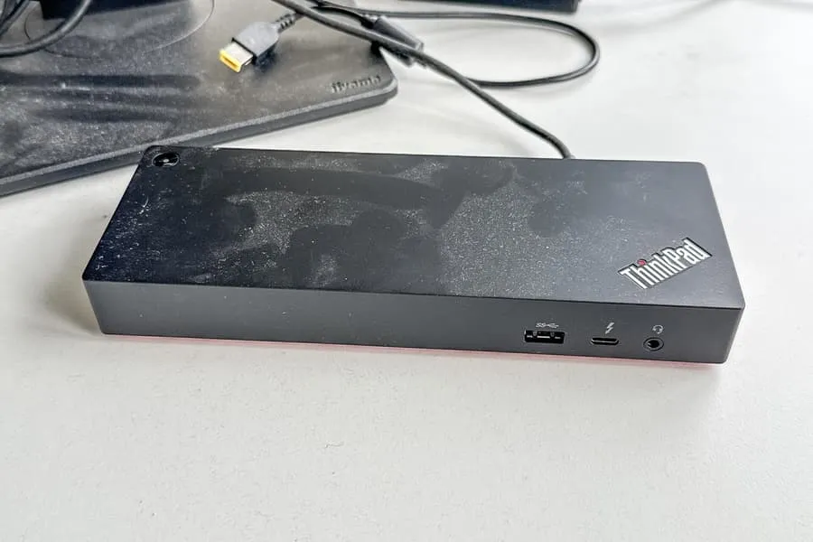 Pracovní stanice Lenovo ThinkPad Thunderbolt 3