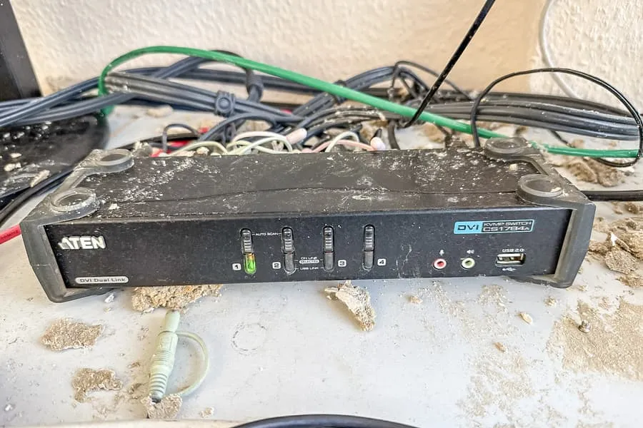 Коммутатор Aten DVI CS 1784A