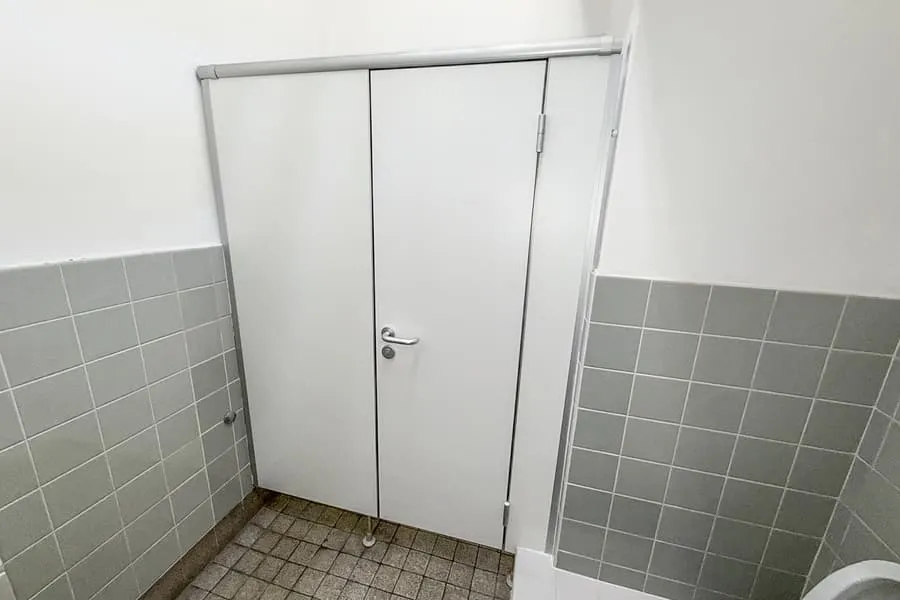 Sanitair scheidingswand Kammlit