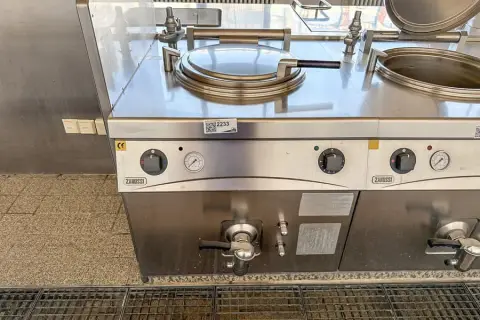 Electric cooking kettle Zanussi KPI/E06