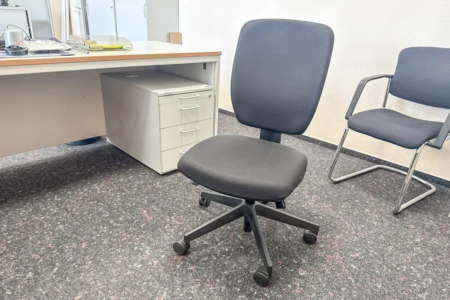 Chaise de bureau pivotante Senator D640H