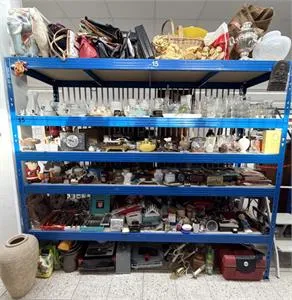 Household goods lot
