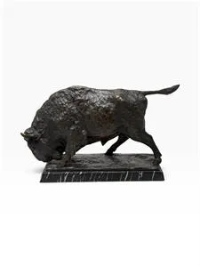 August Wintergerst, grazing bison